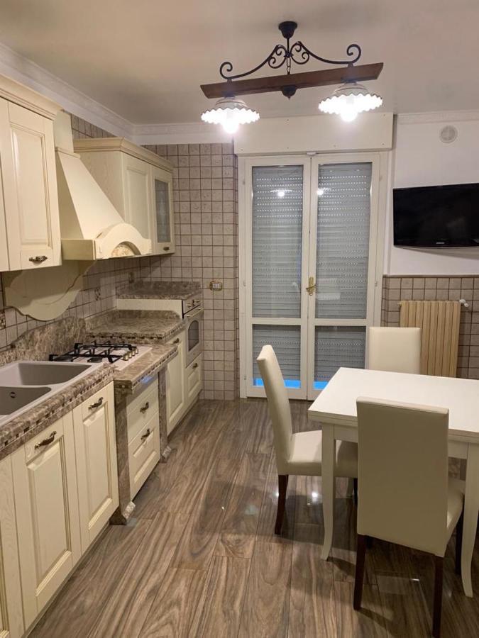 le 4 stelle luminose Appartement Trinitapoli Buitenkant foto