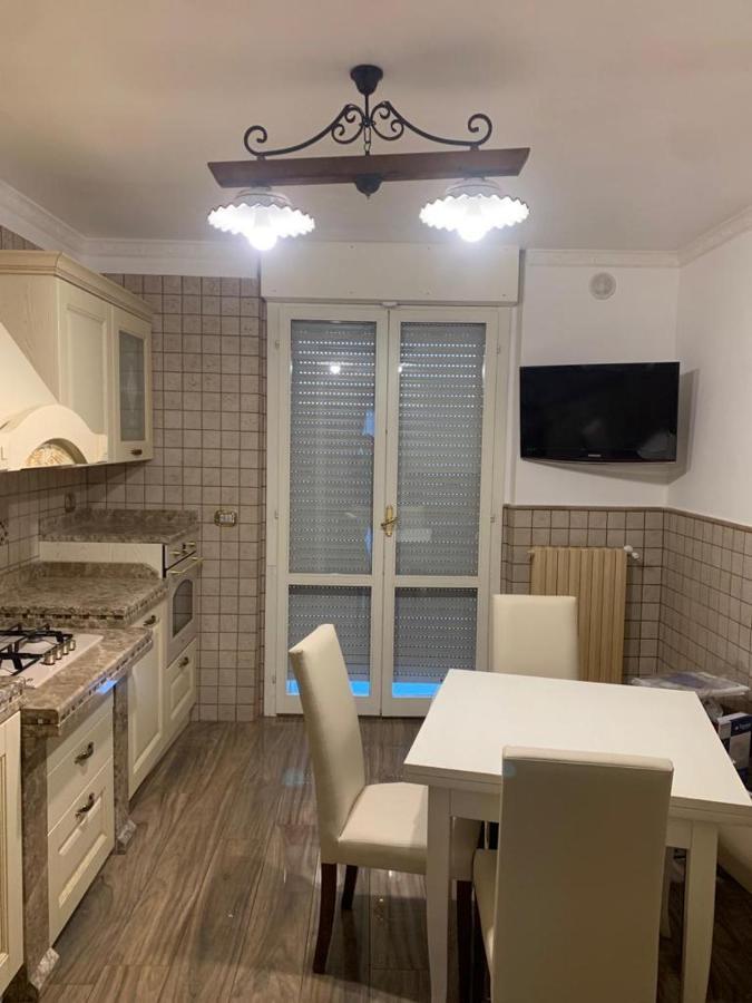 le 4 stelle luminose Appartement Trinitapoli Buitenkant foto